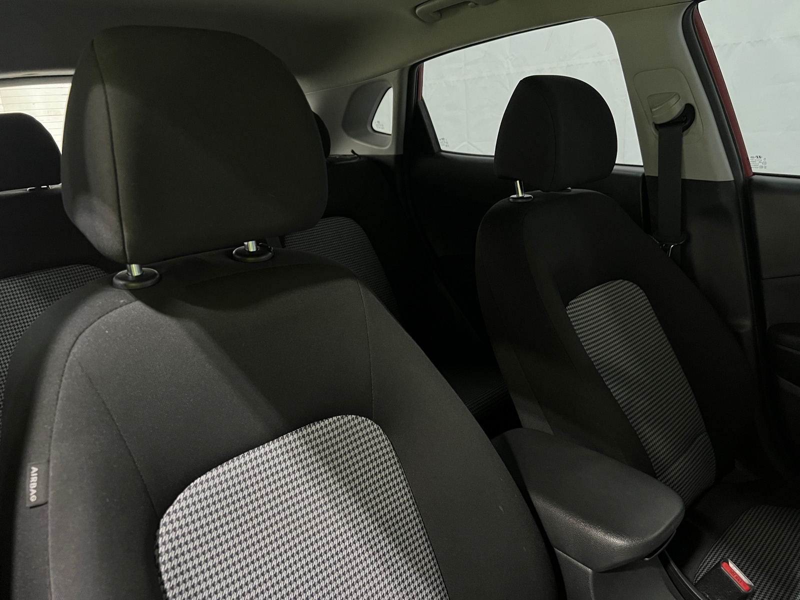 Thumbnail: 2021 Hyundai Kona - 2