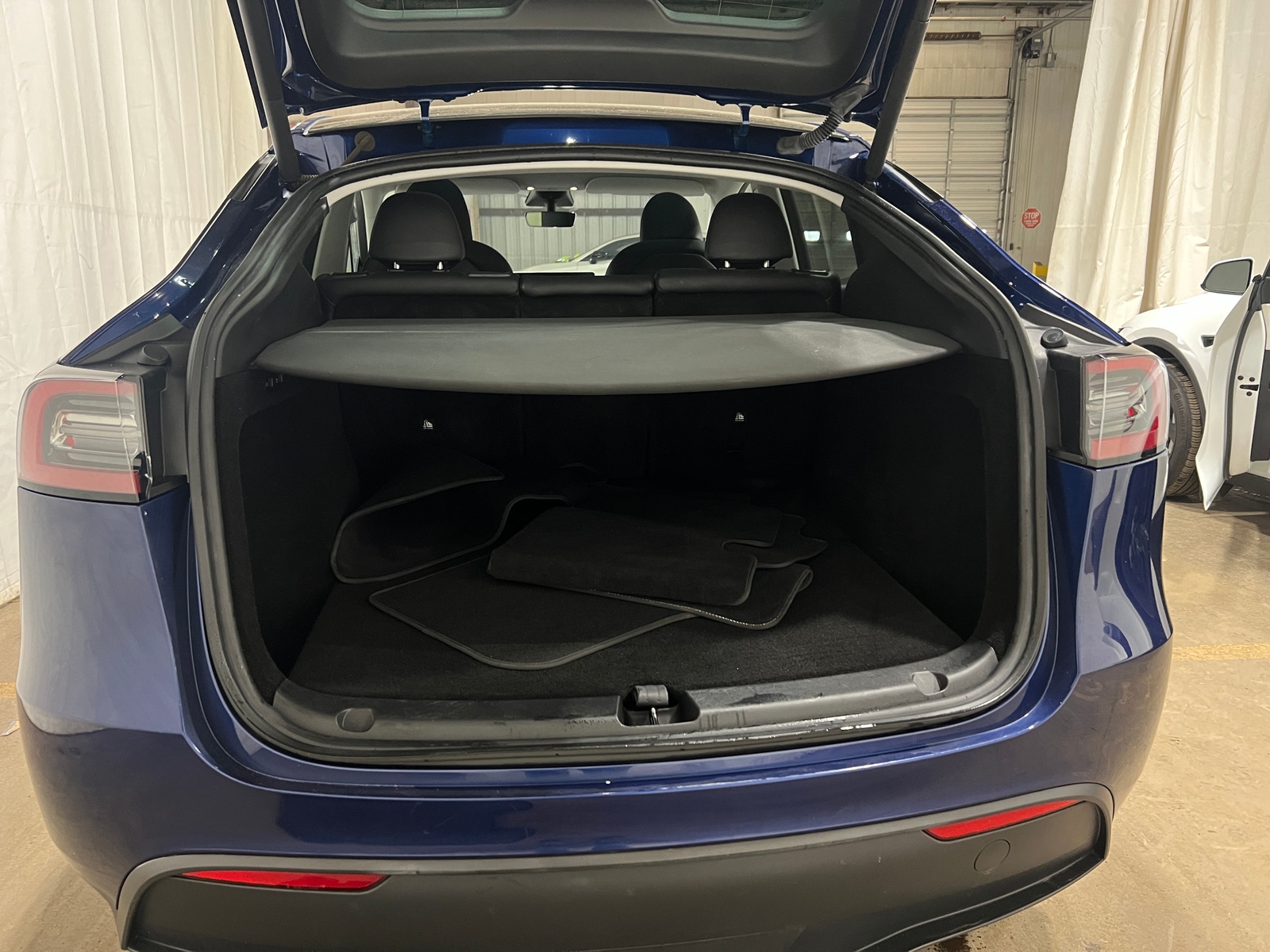 Thumbnail: 2023 Tesla Model Y - 6