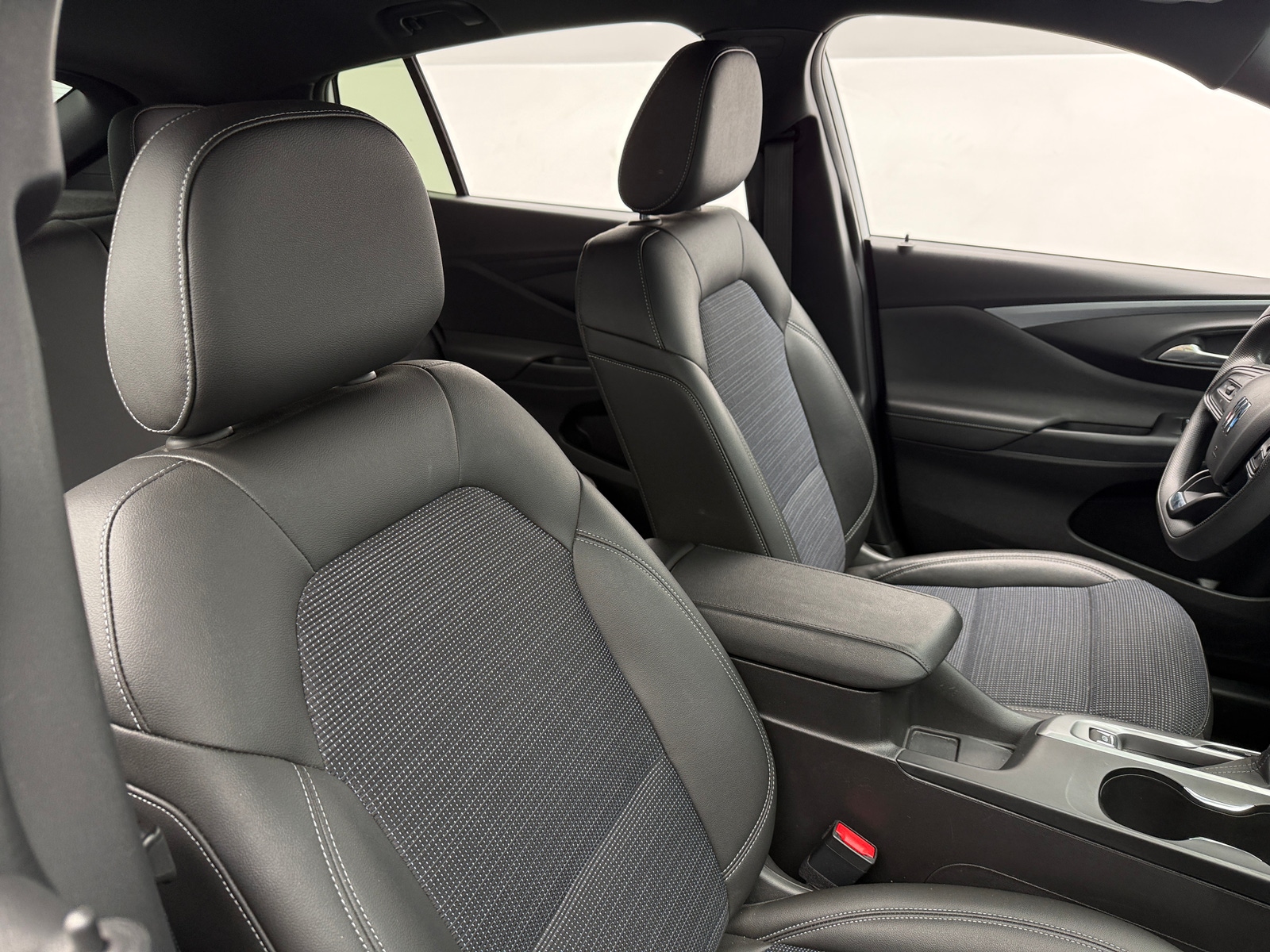 Thumbnail: 2025 Buick Envista - 2