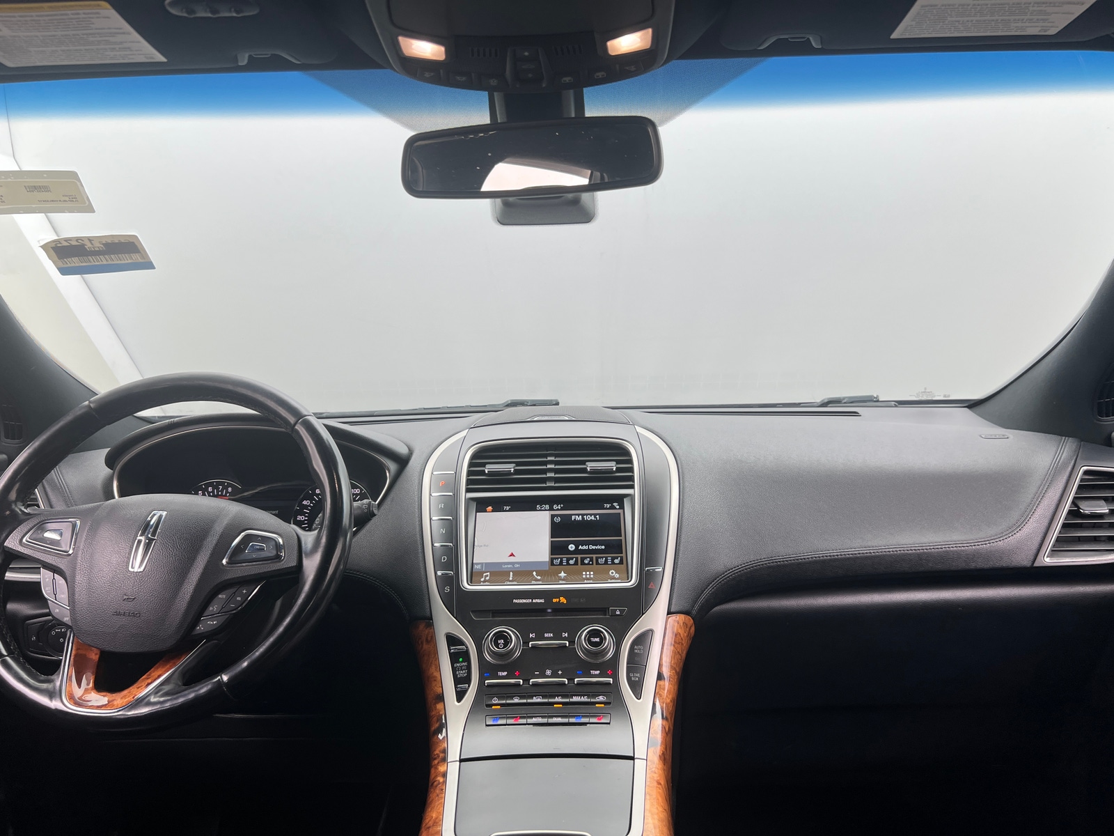 Thumbnail: 2017 Lincoln MKX - 2