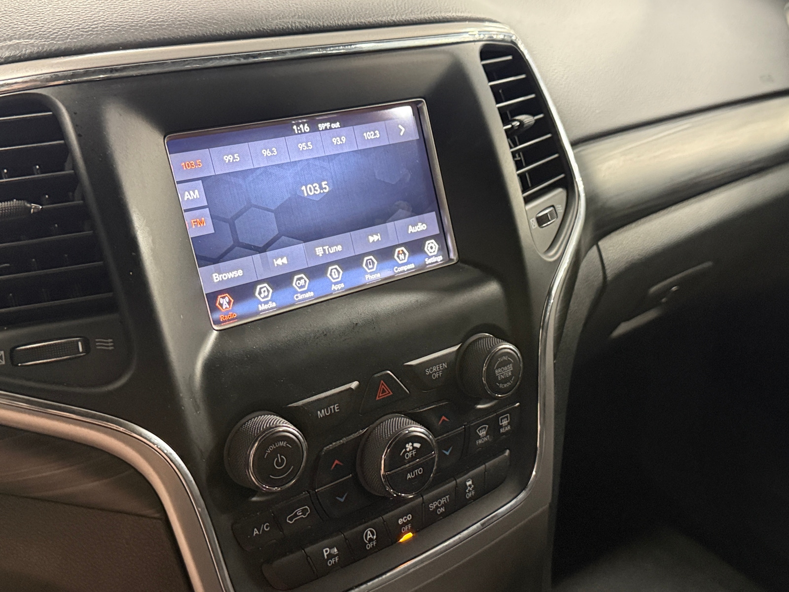 Thumbnail: 2019 Jeep Grand Cherokee - 4