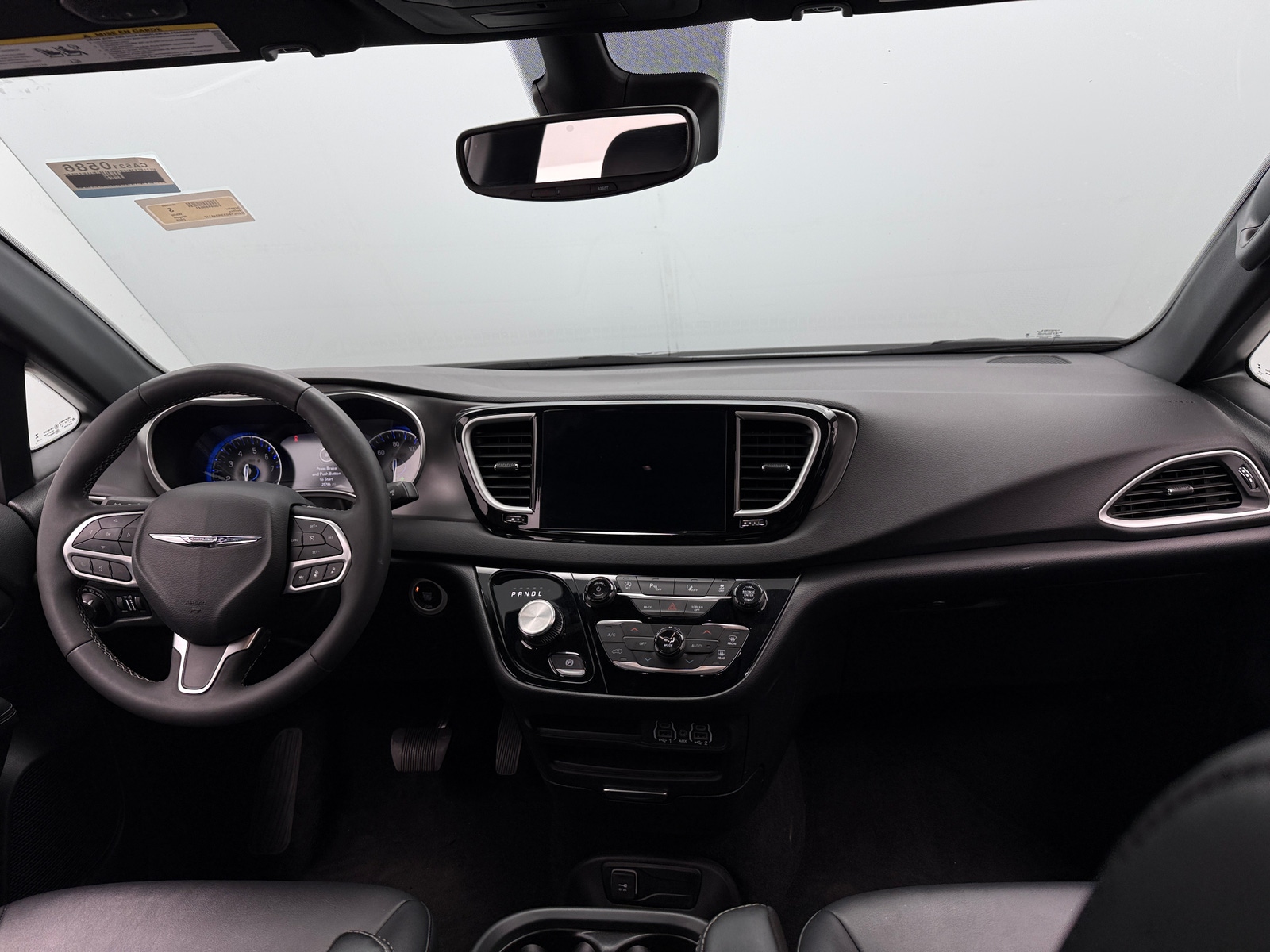 Thumbnail: 2025 Chrysler Pacifica - 2