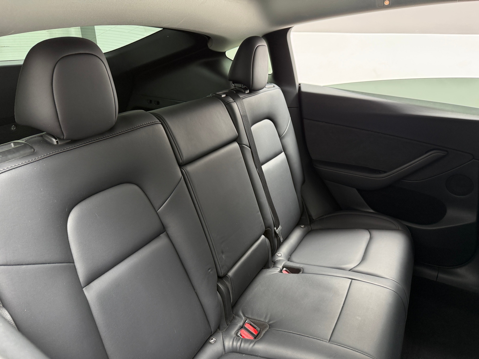 Thumbnail: 2022 Tesla Model Y - 5