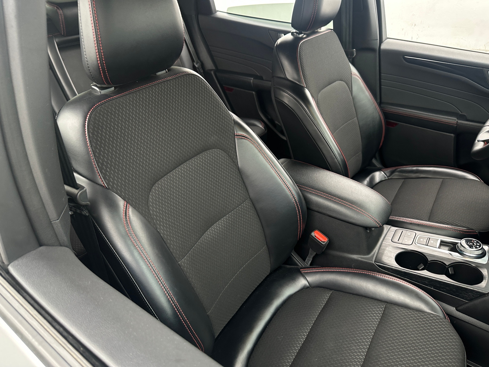 Thumbnail: 2024 Ford Escape - 2