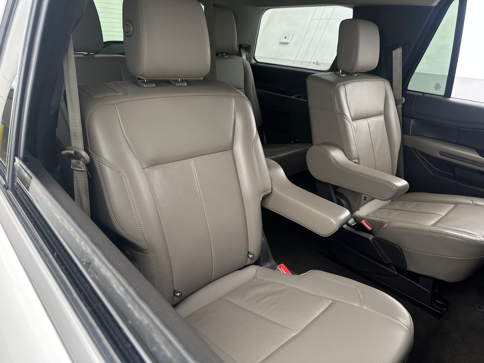 Thumbnail: 2020 Ford Expedition - 5