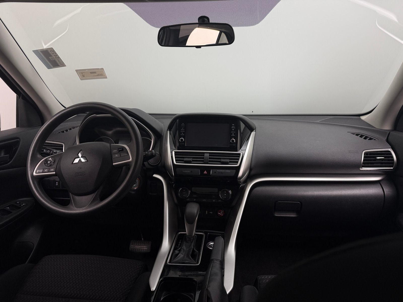 Thumbnail: 2020 Mitsubishi Eclipse Cross - 3