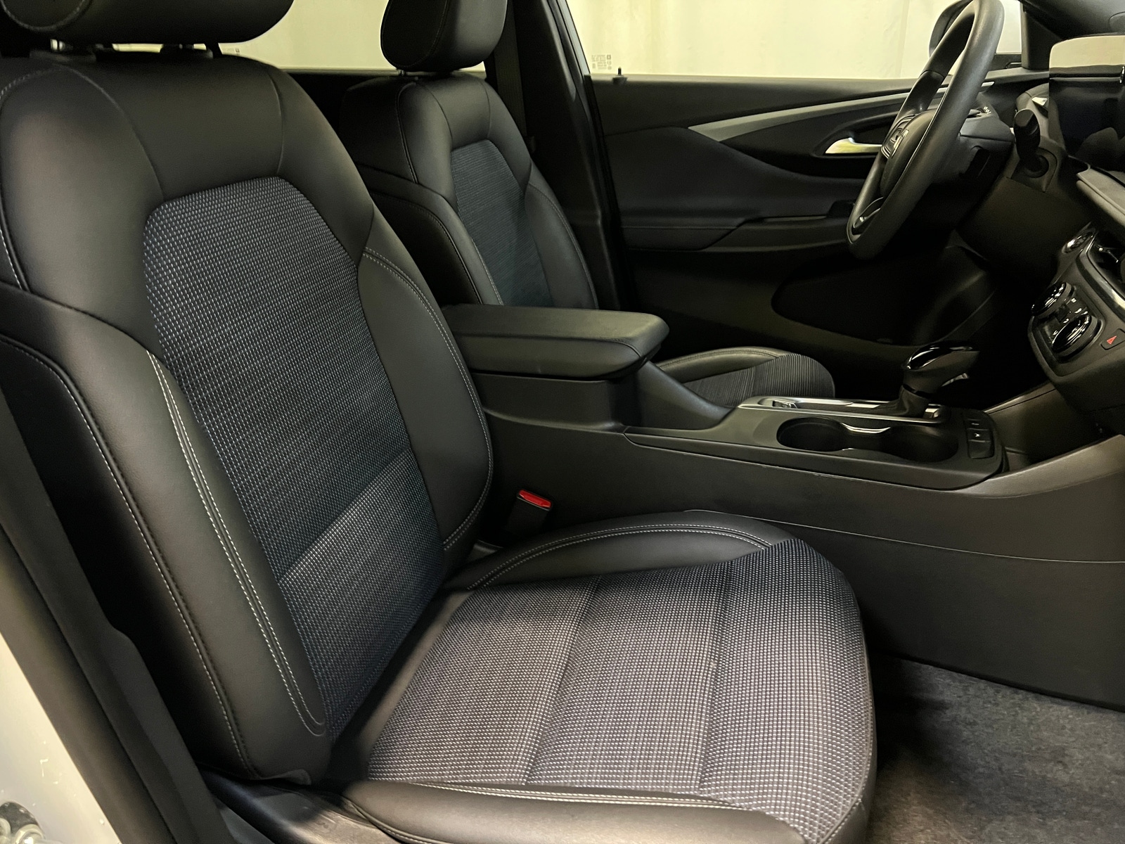 Thumbnail: 2025 Buick Envista - 2