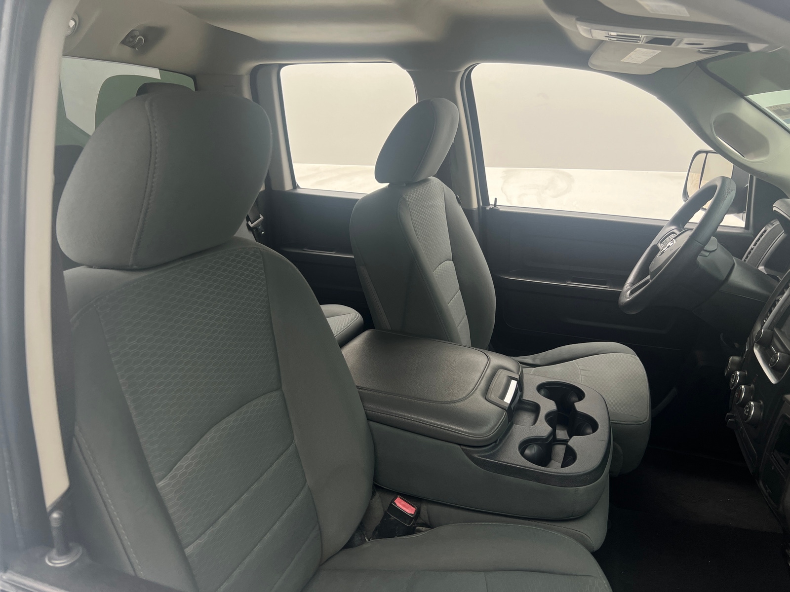 Thumbnail: 2022 RAM 1500 Classic - 2