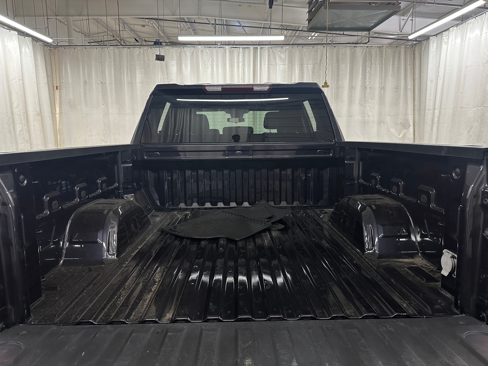 Thumbnail: 2023 Chevrolet Silverado 1500 - 7