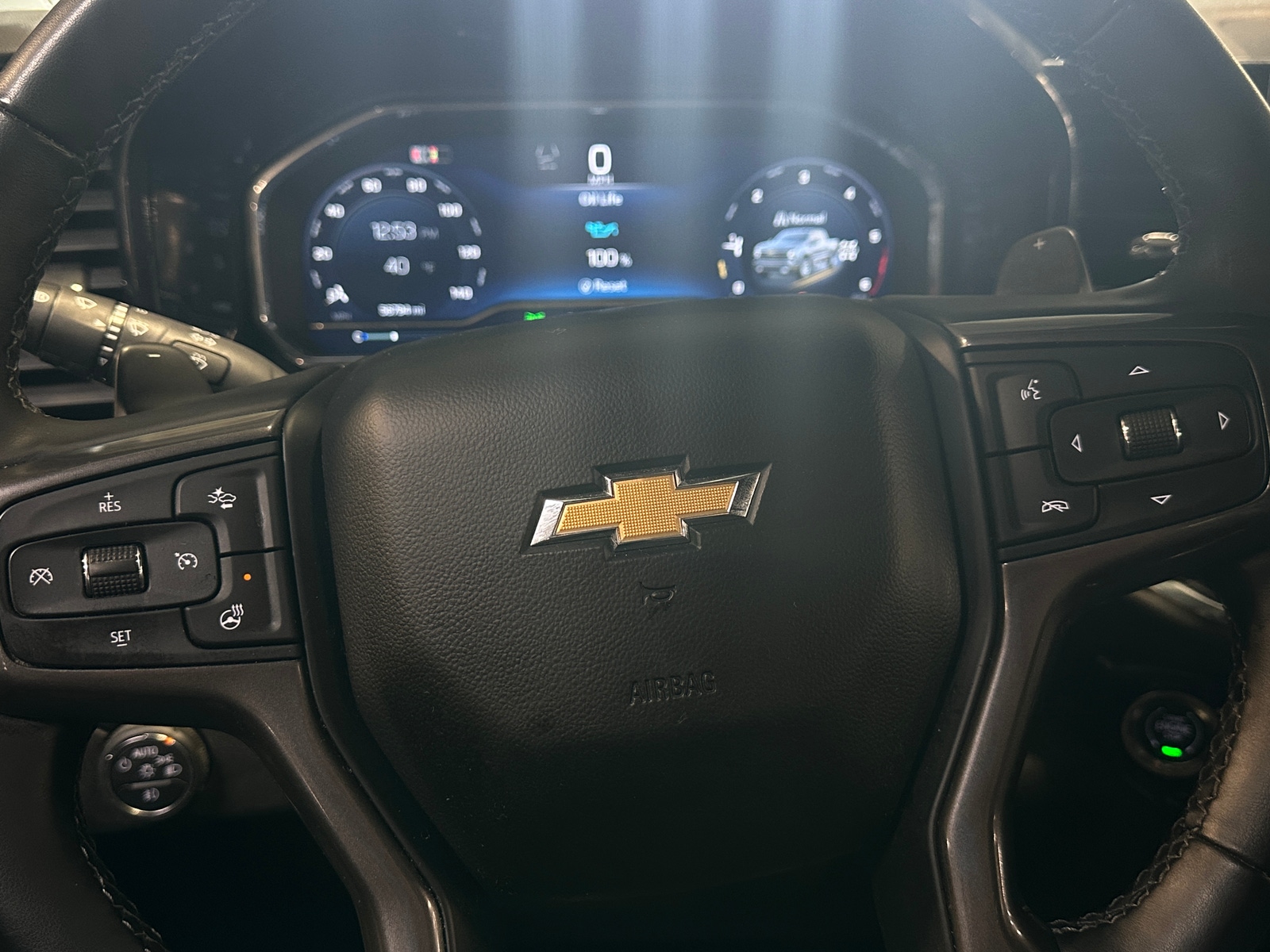 Thumbnail: 2024 Chevrolet Silverado 1500 - 4