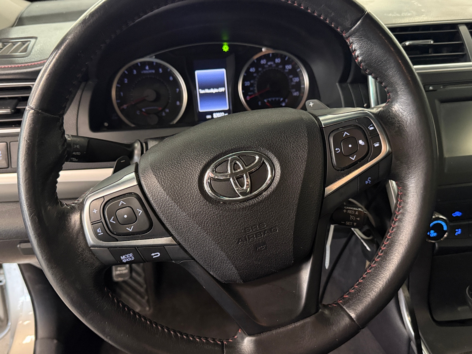 Thumbnail: 2016 Toyota Camry - 5