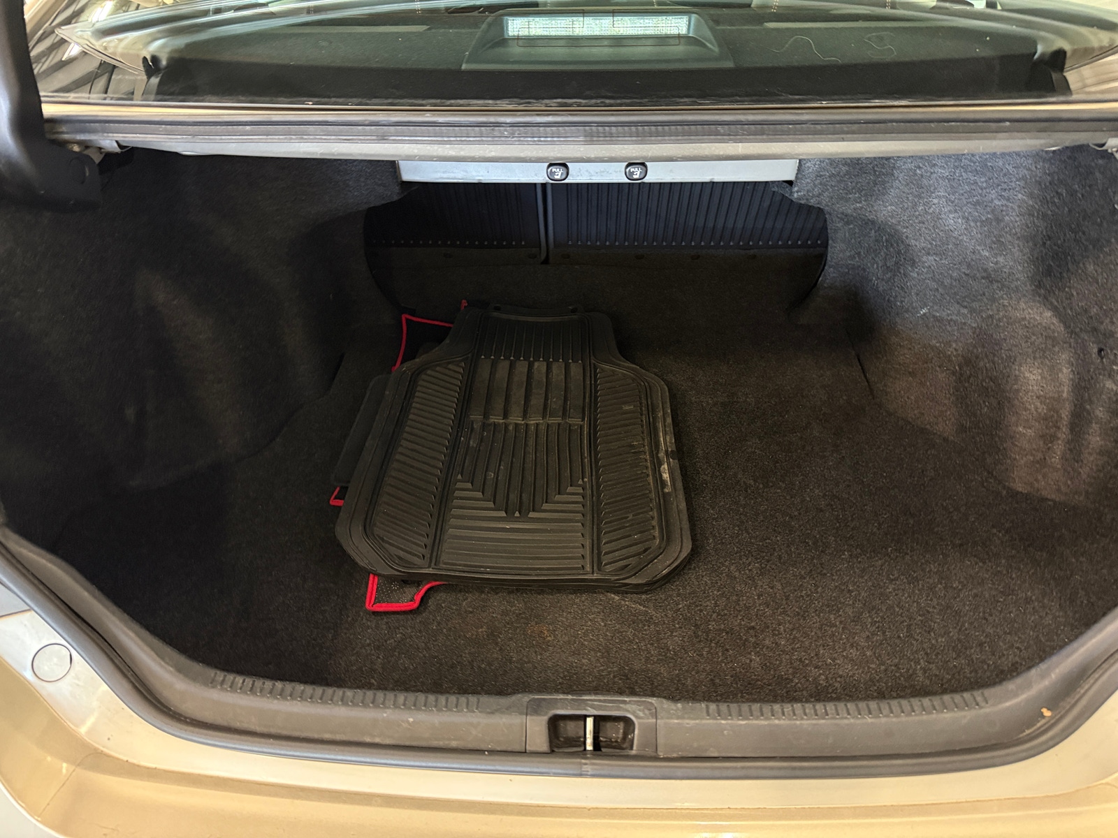 Thumbnail: 2016 Toyota Camry - 7