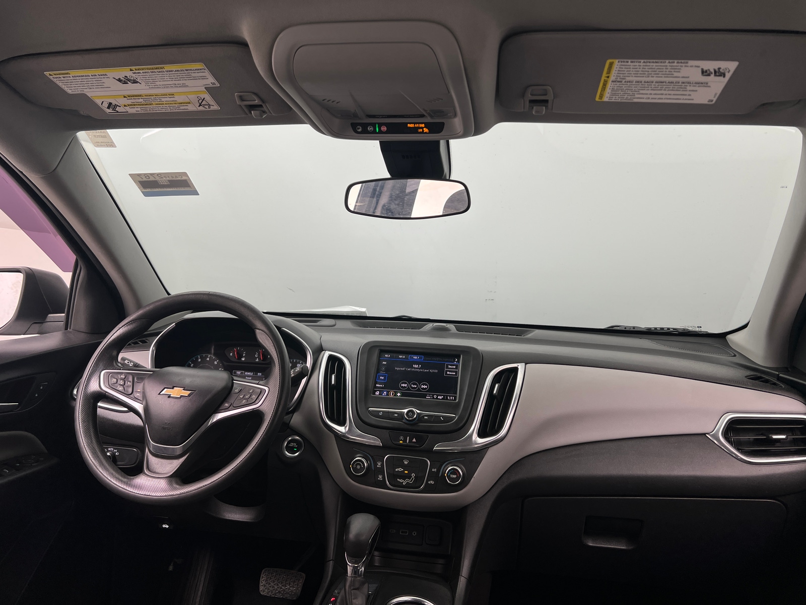 Thumbnail: 2022 Chevrolet Equinox - 3