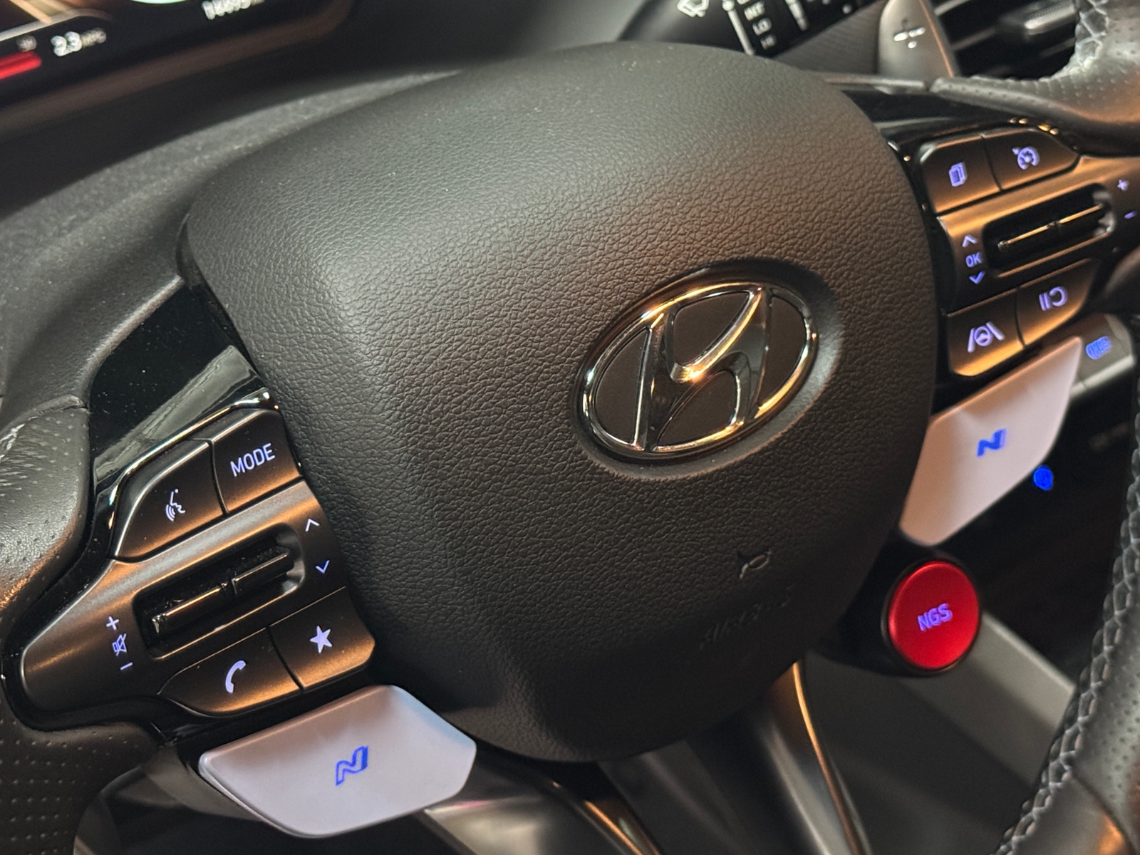 Thumbnail: 2023 Hyundai Kona - 4