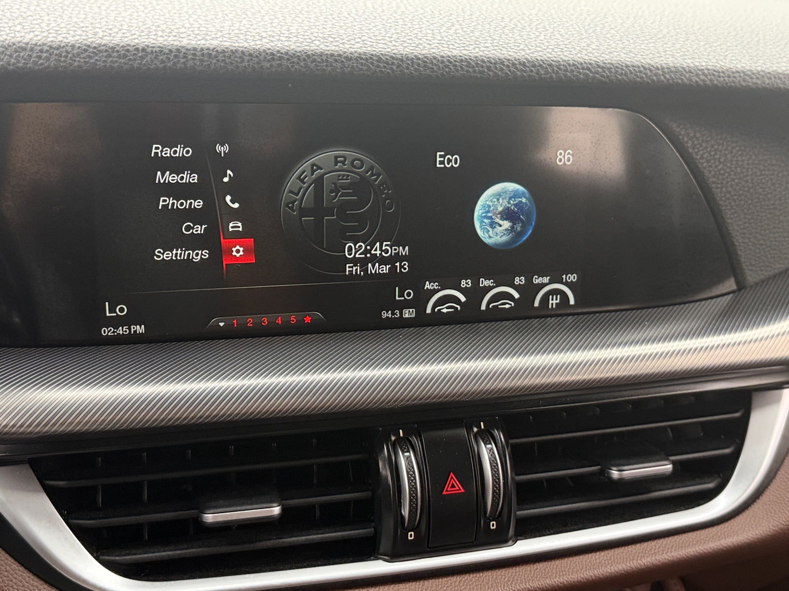 Thumbnail: 2018 Alfa Romeo Stelvio - 3