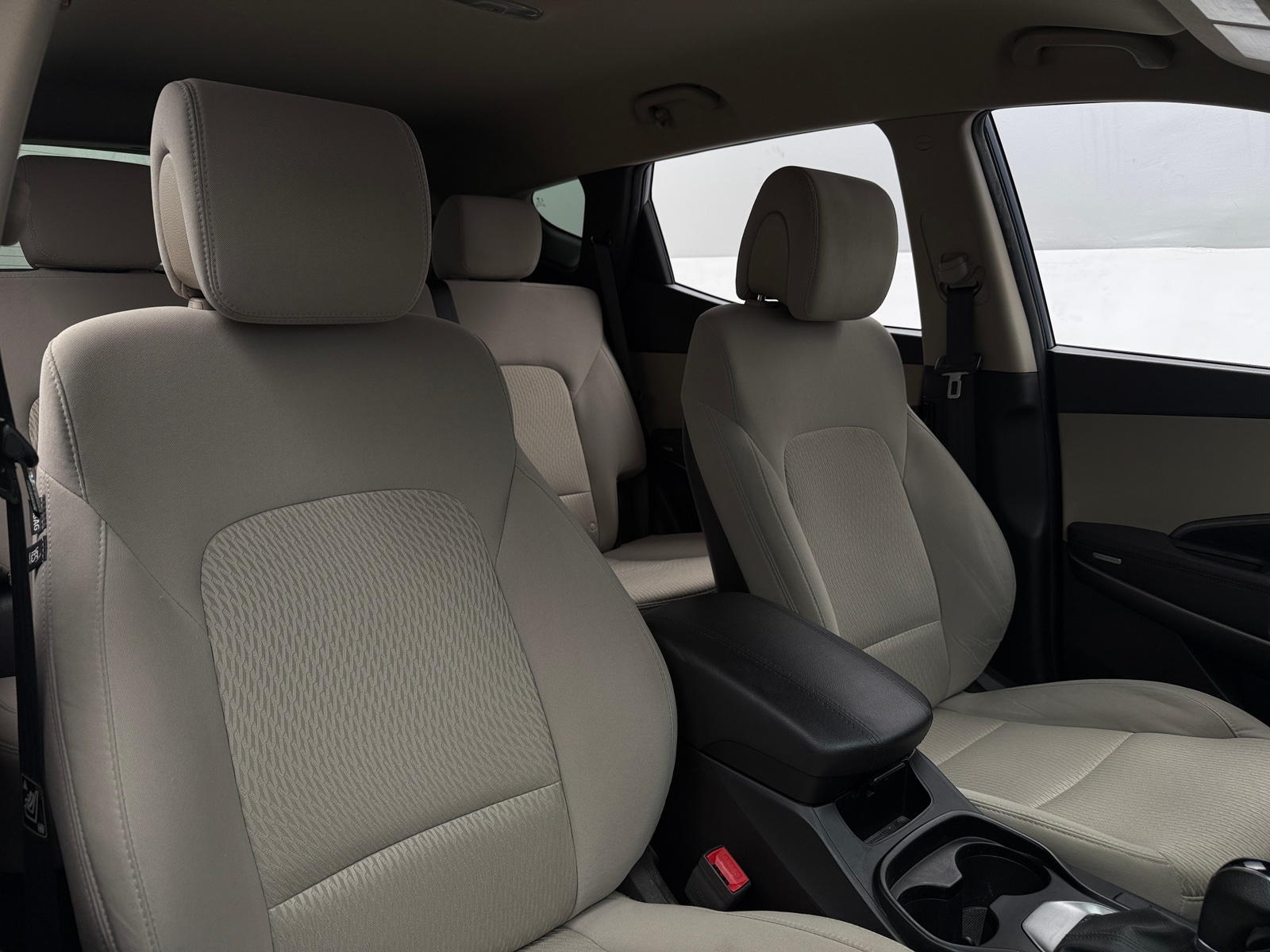 Thumbnail: 2017 Hyundai Santa Fe - 2