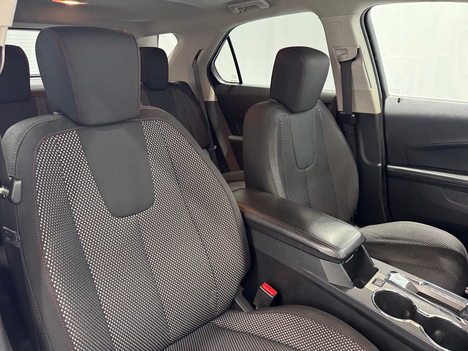 Thumbnail: 2016 Chevrolet Equinox - 2