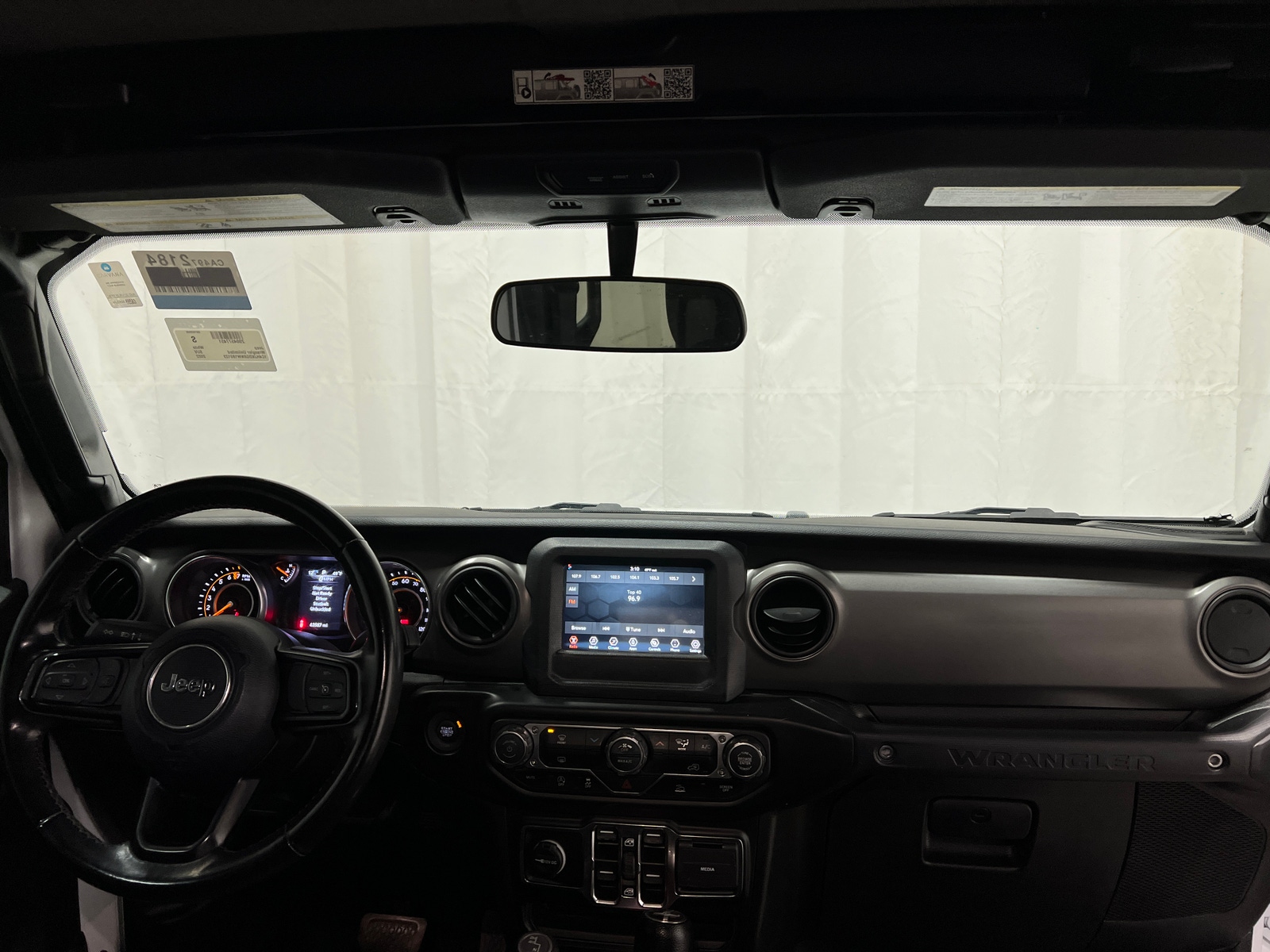 Thumbnail: 2022 Jeep Wrangler - 3