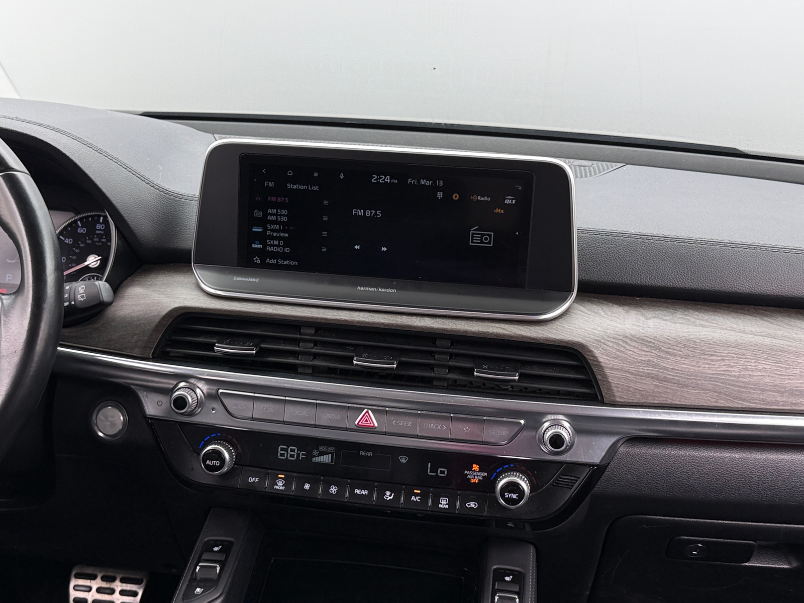 Thumbnail: 2022 Kia Telluride - 3