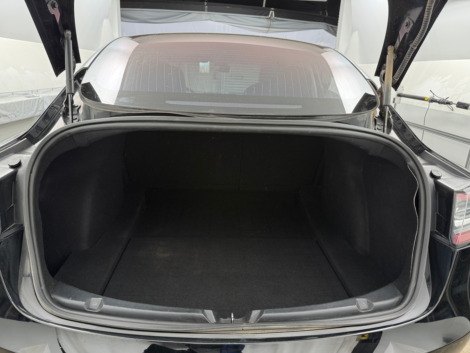 Thumbnail: 2018 Tesla Model 3 - 6