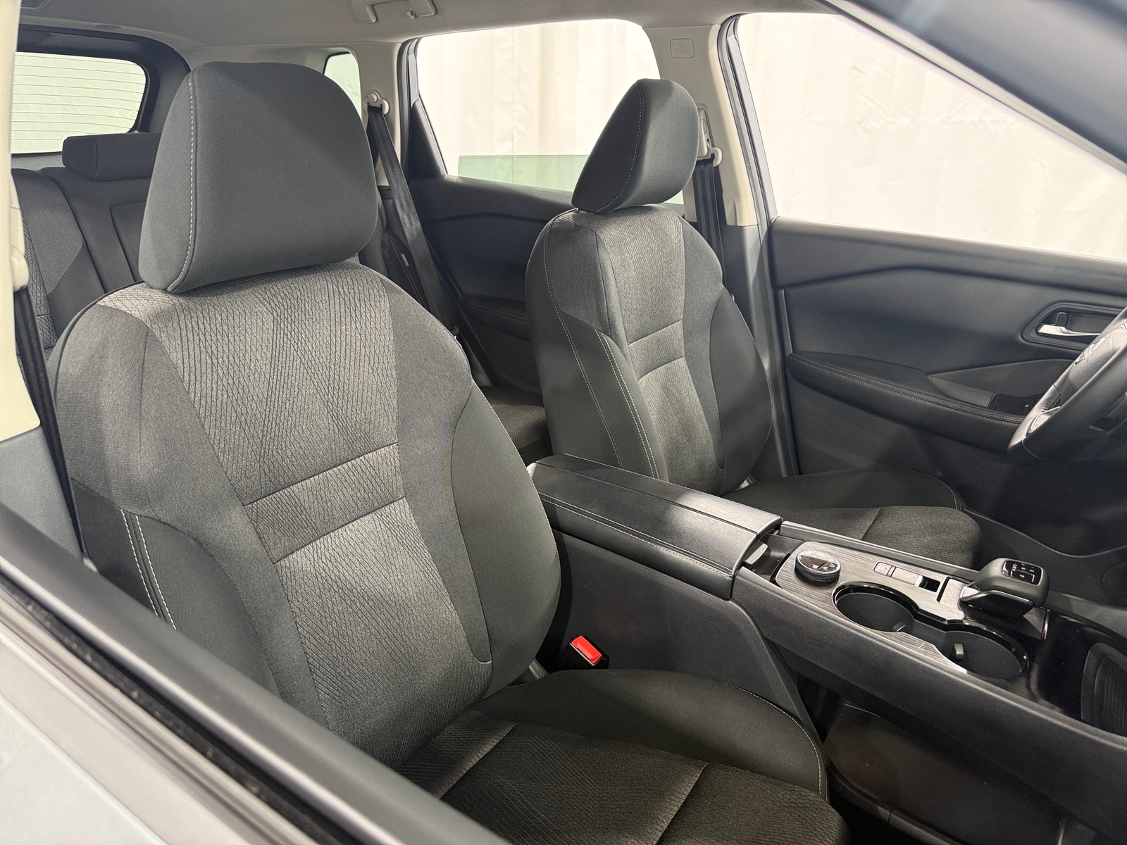 Thumbnail: 2025 Nissan Rogue - 2