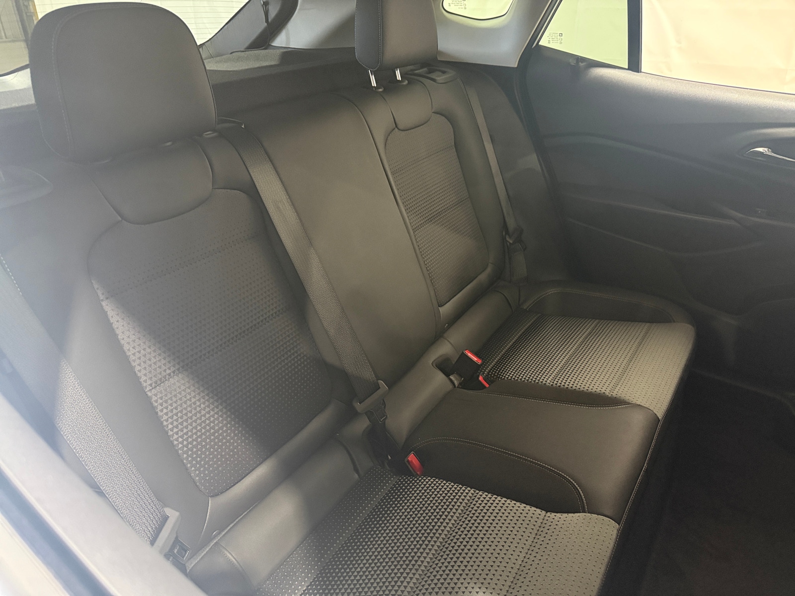 Thumbnail: 2025 Chevrolet Trax - 6