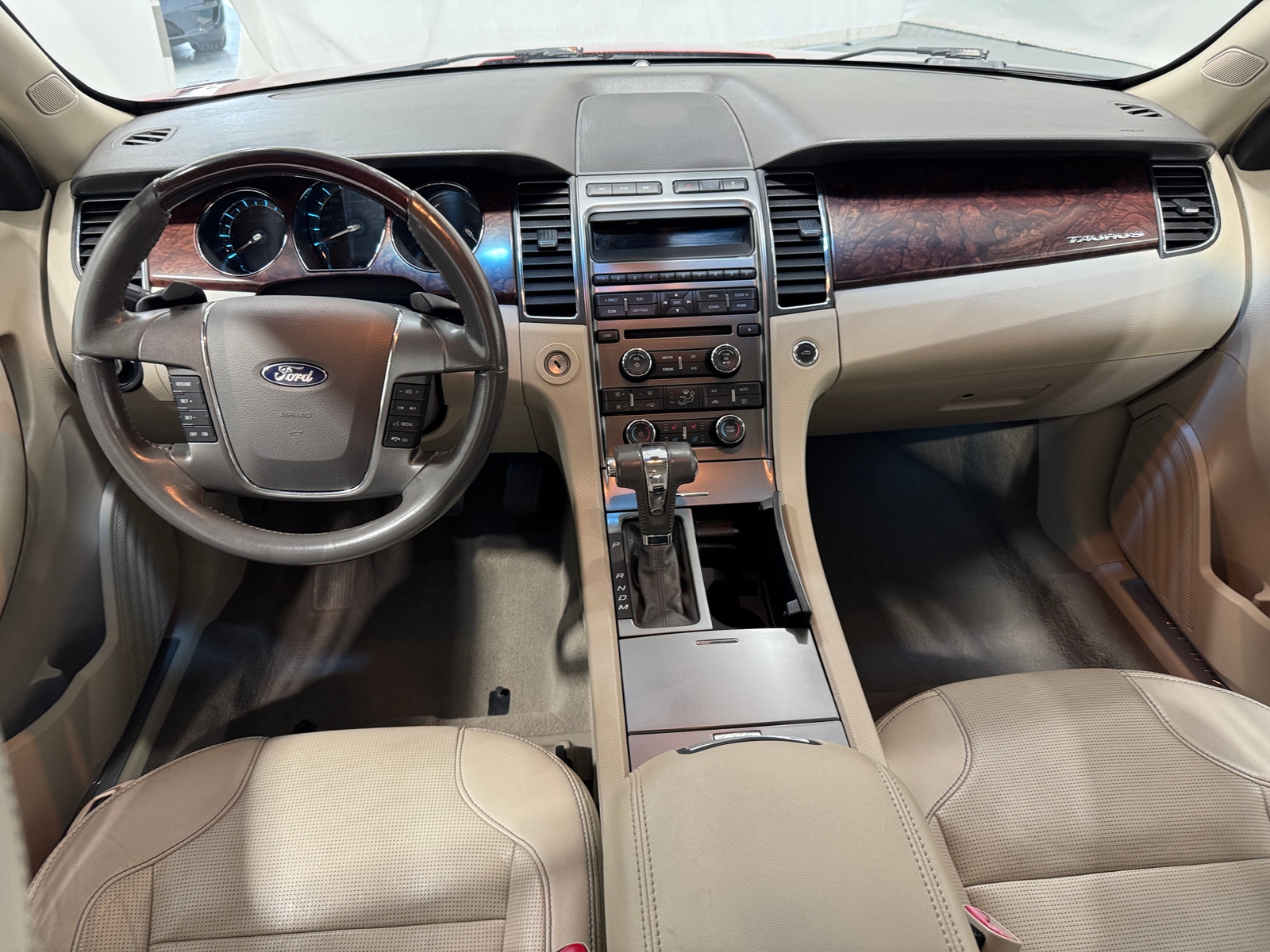 Thumbnail: 2010 Ford Taurus - 2