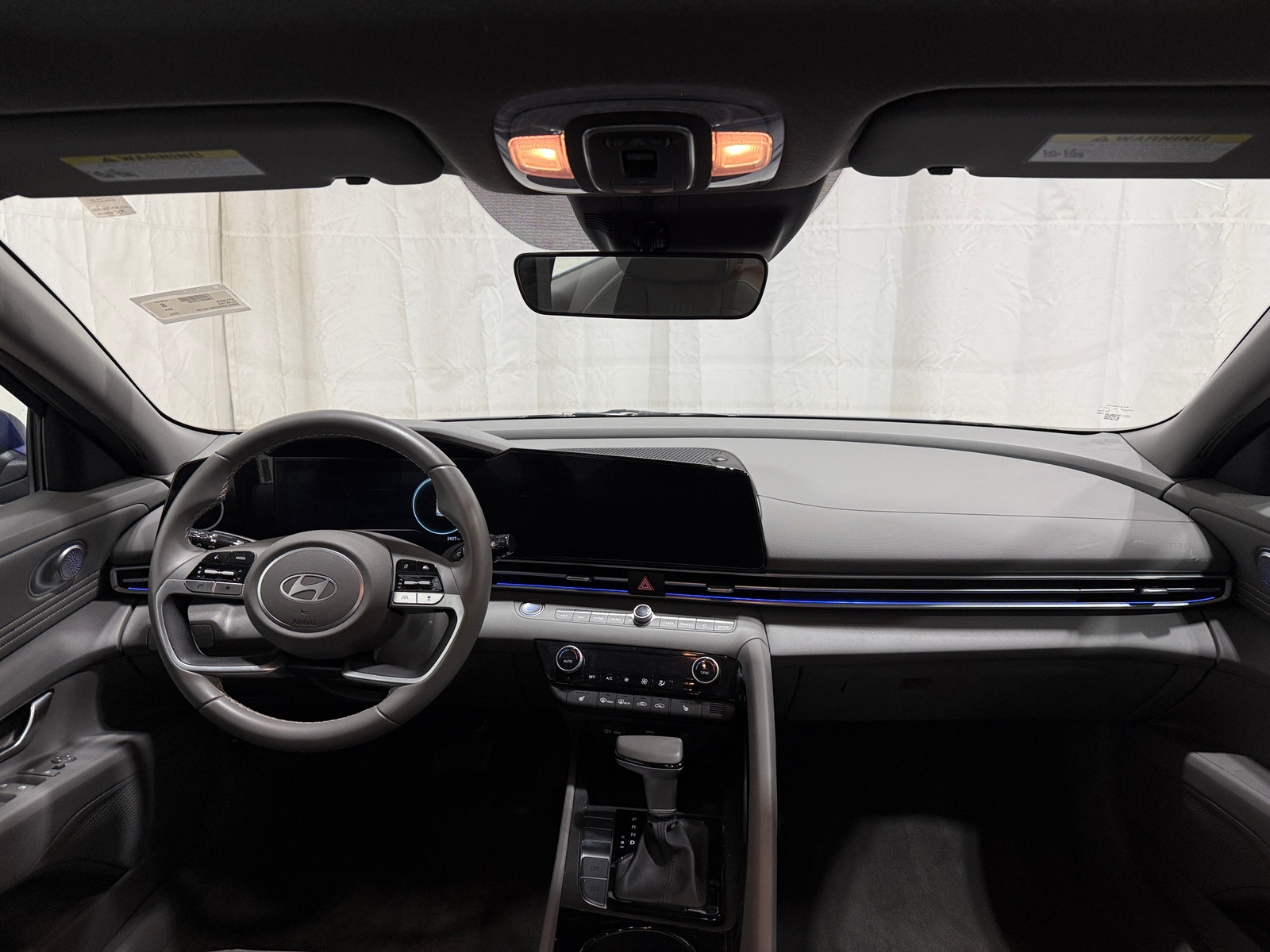 Thumbnail: 2024 Hyundai Elantra - 3