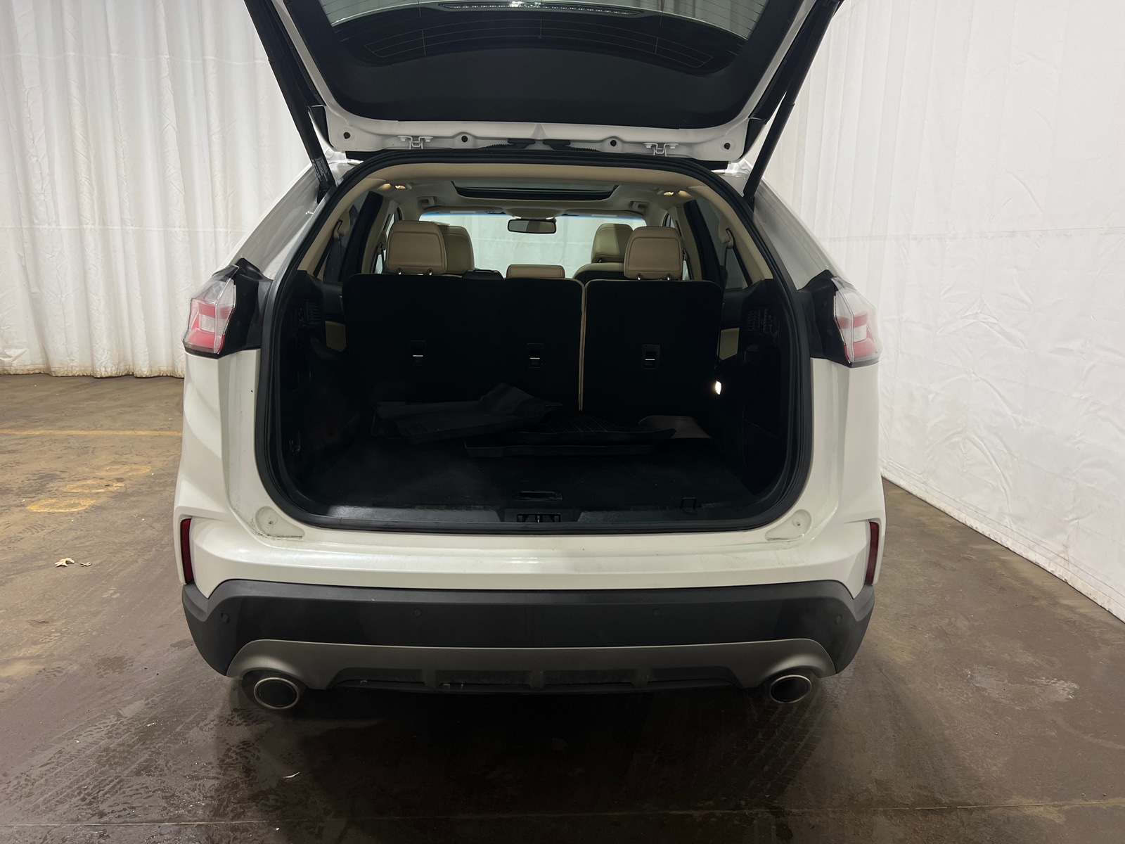 Thumbnail: 2020 Ford Edge - 6