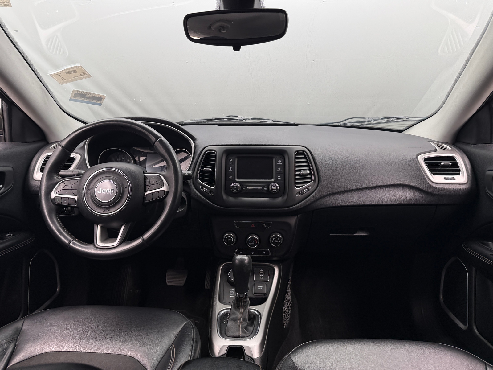 Thumbnail: 2017 Jeep Compass - 3