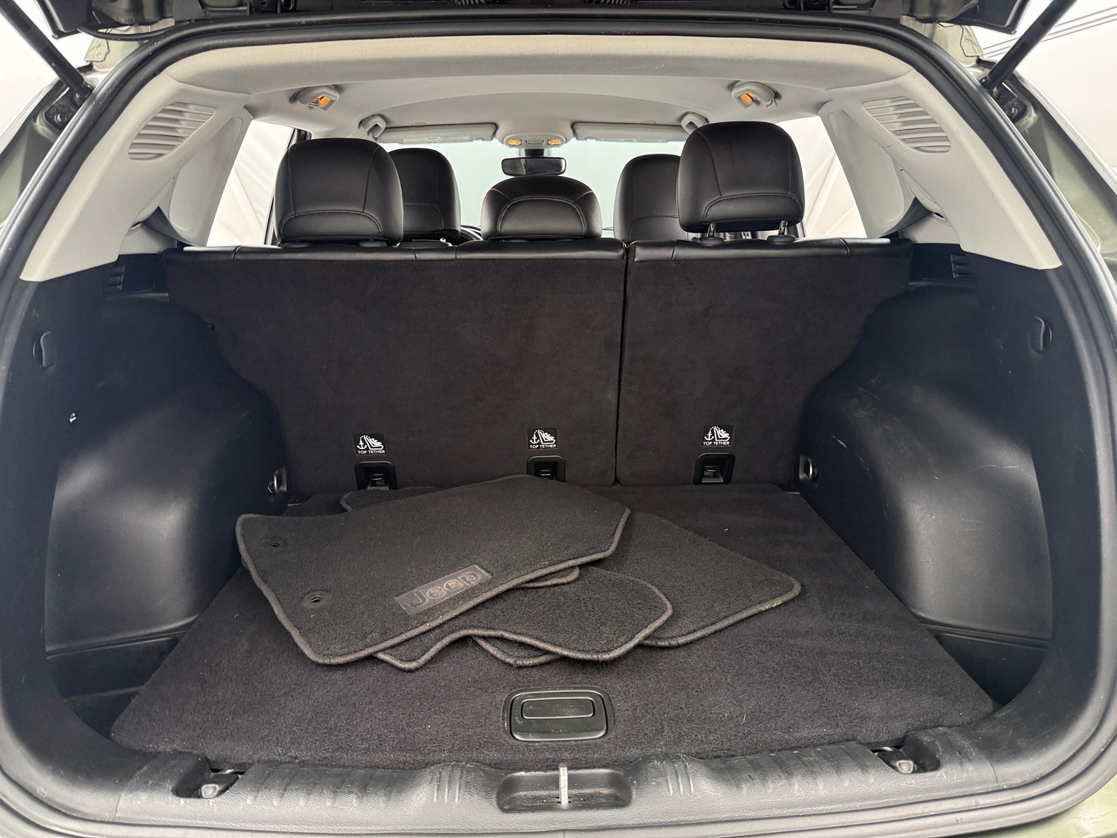 Thumbnail: 2017 Jeep Compass - 7