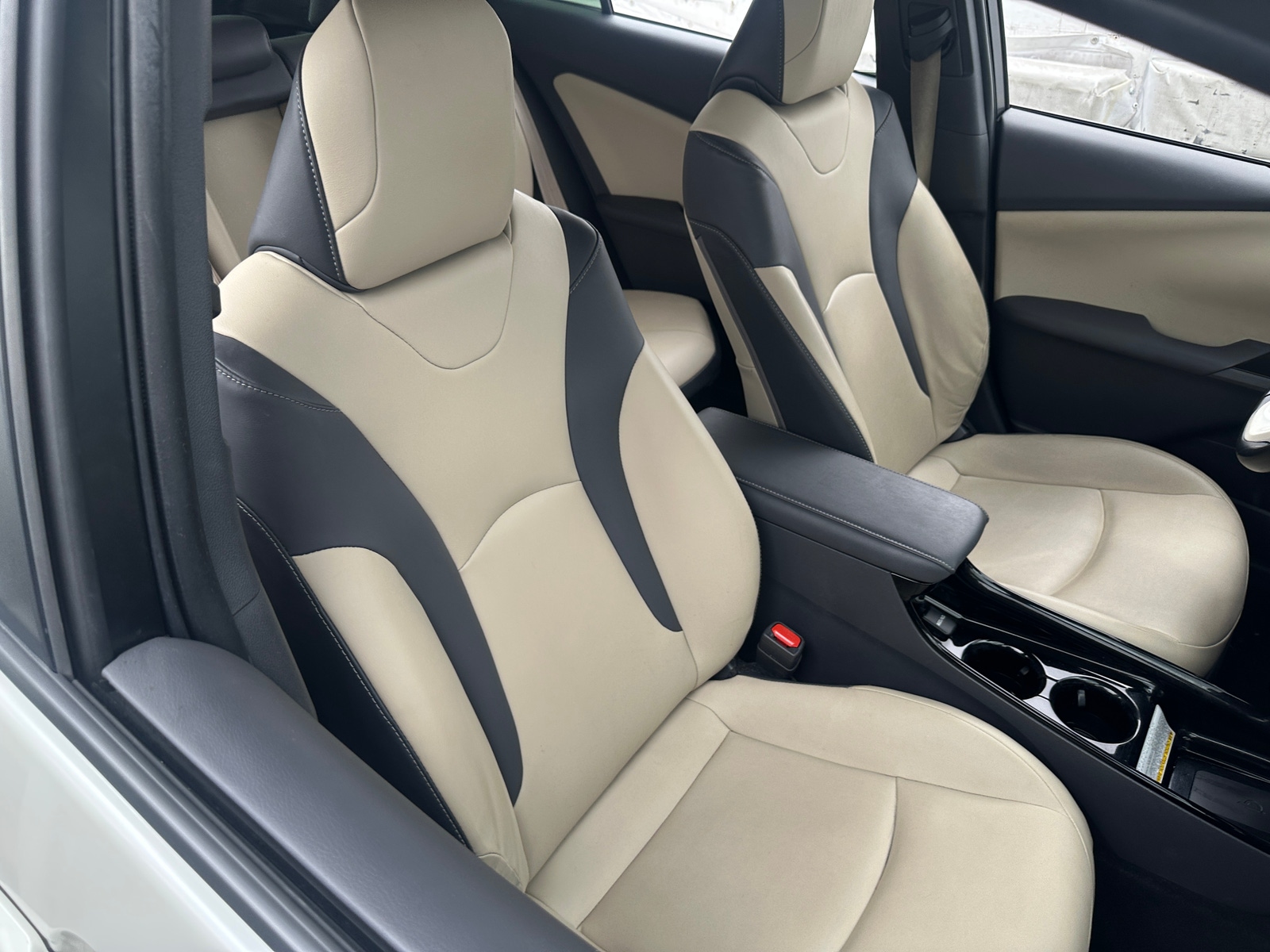 Thumbnail: 2018 Toyota Prius - 2