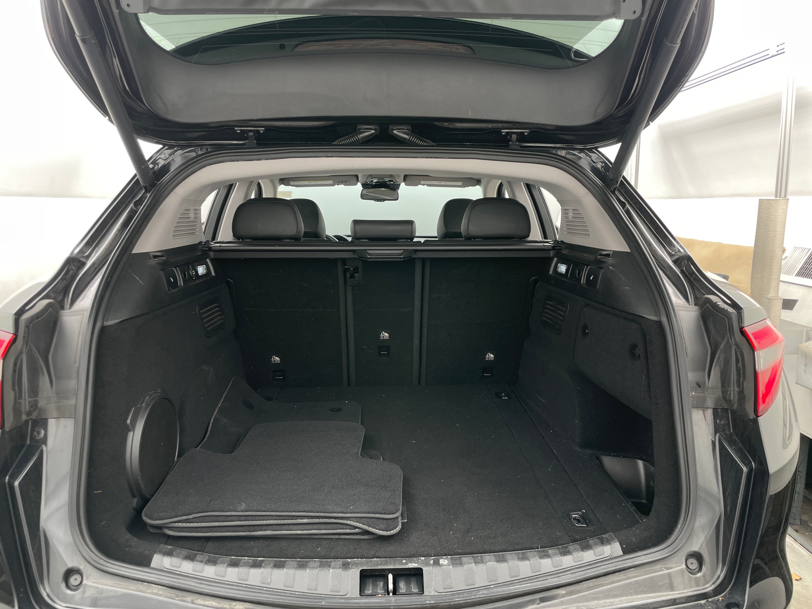 Thumbnail: 2019 Alfa Romeo Stelvio - 6