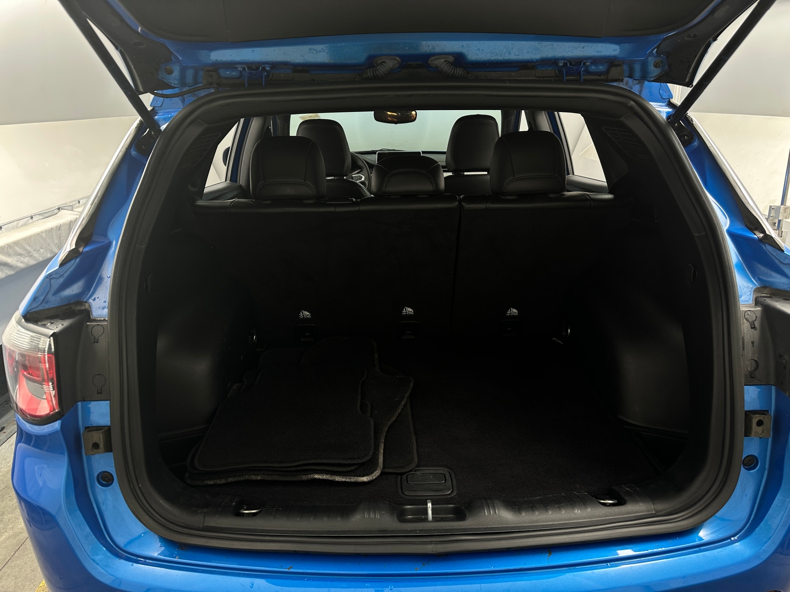 Thumbnail: 2023 Jeep Compass - 7