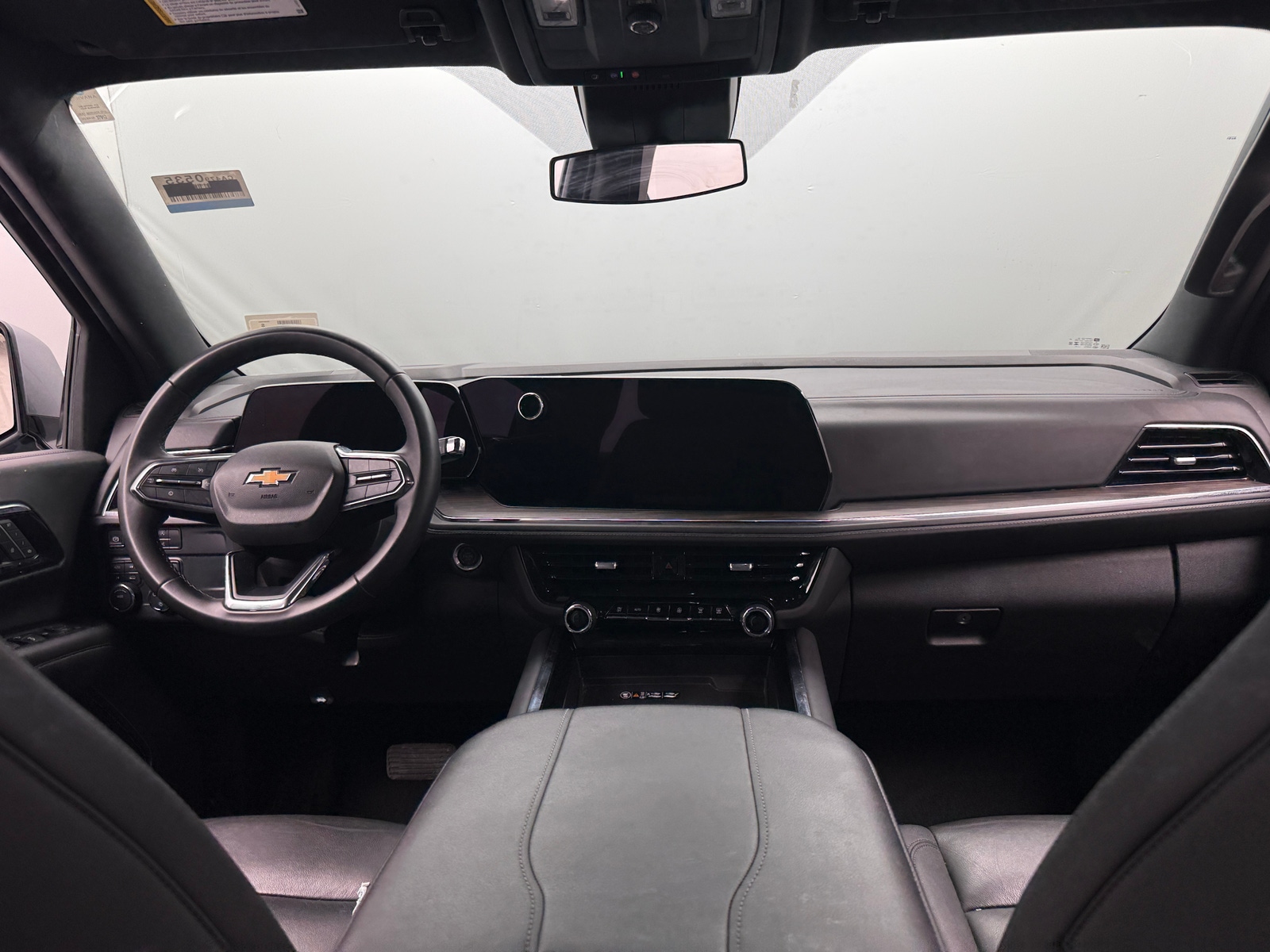 Thumbnail: 2025 Chevrolet Tahoe - 2