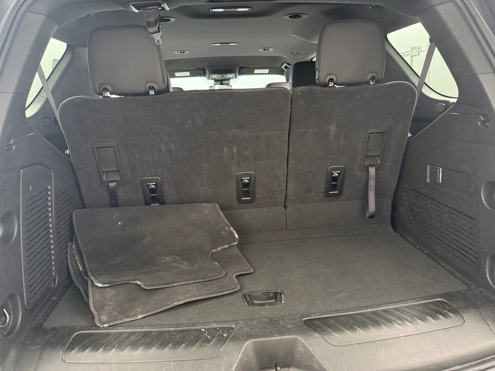 Thumbnail: 2025 Chevrolet Tahoe - 6