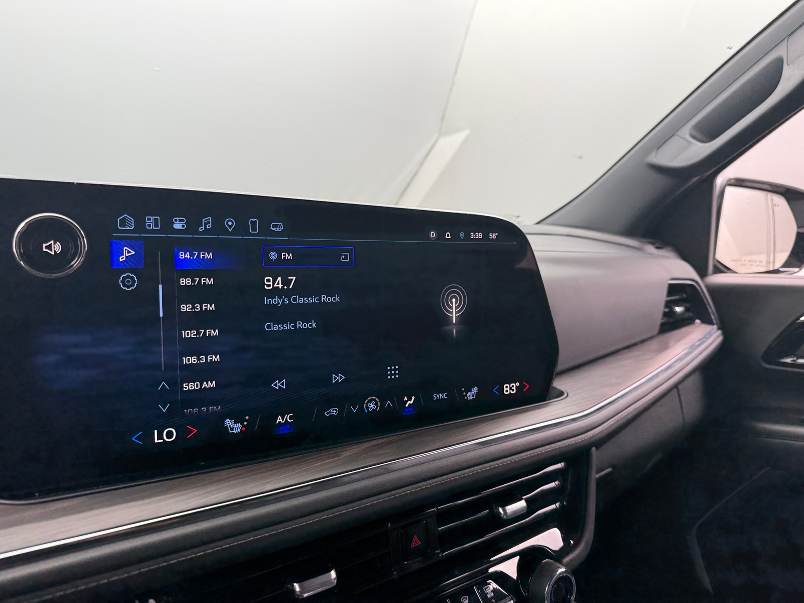 Thumbnail: 2025 Chevrolet Tahoe - 3