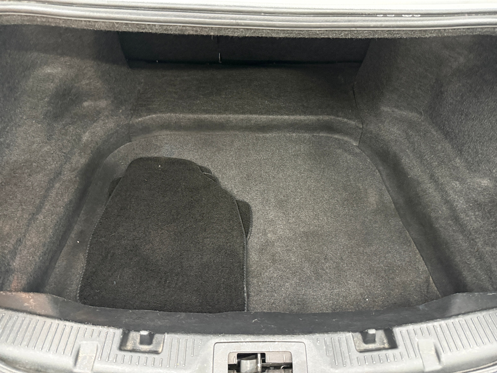 Thumbnail: 2014 Ford Taurus - 6