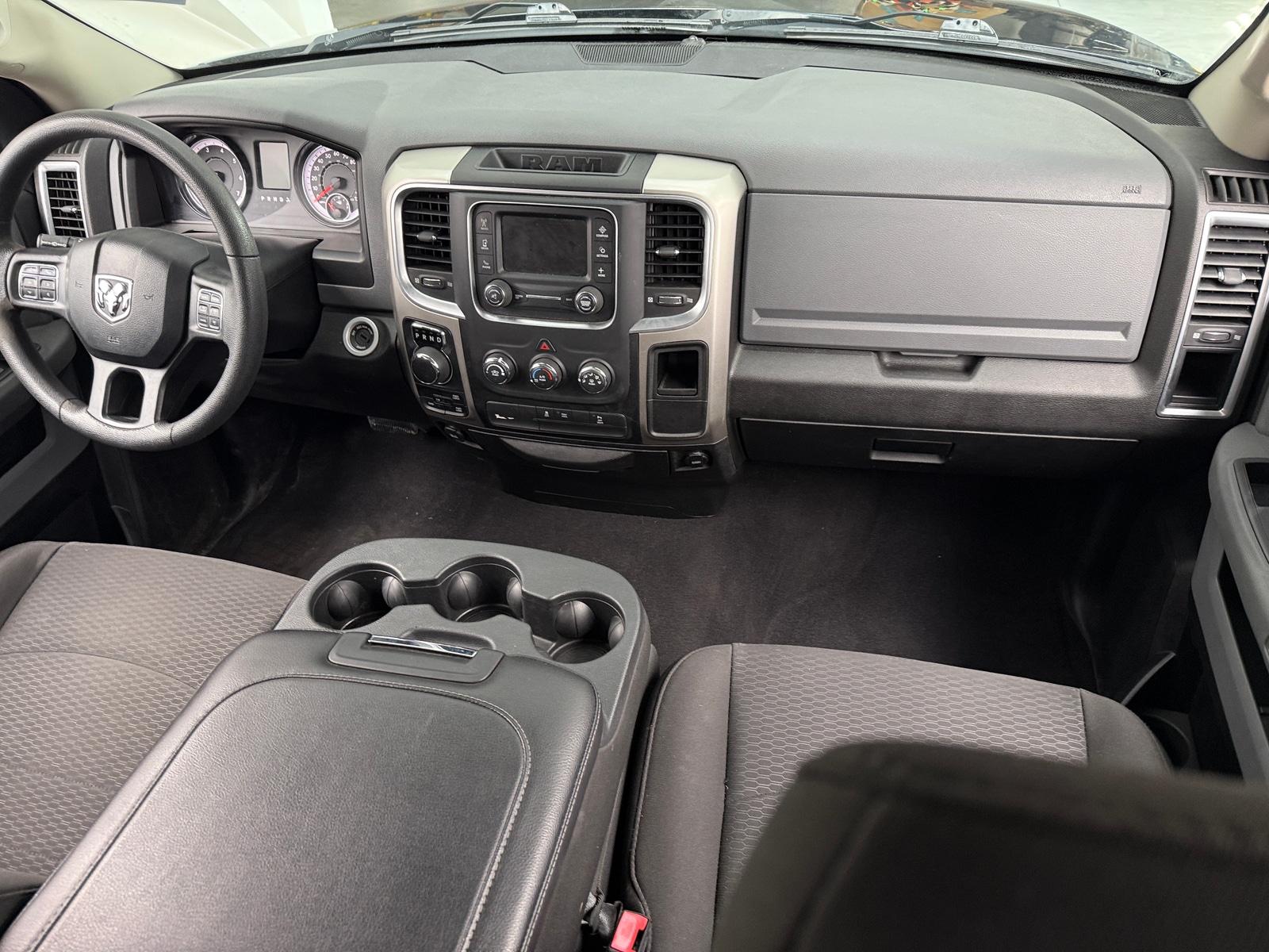 Thumbnail: 2020 RAM 1500 Classic - 3