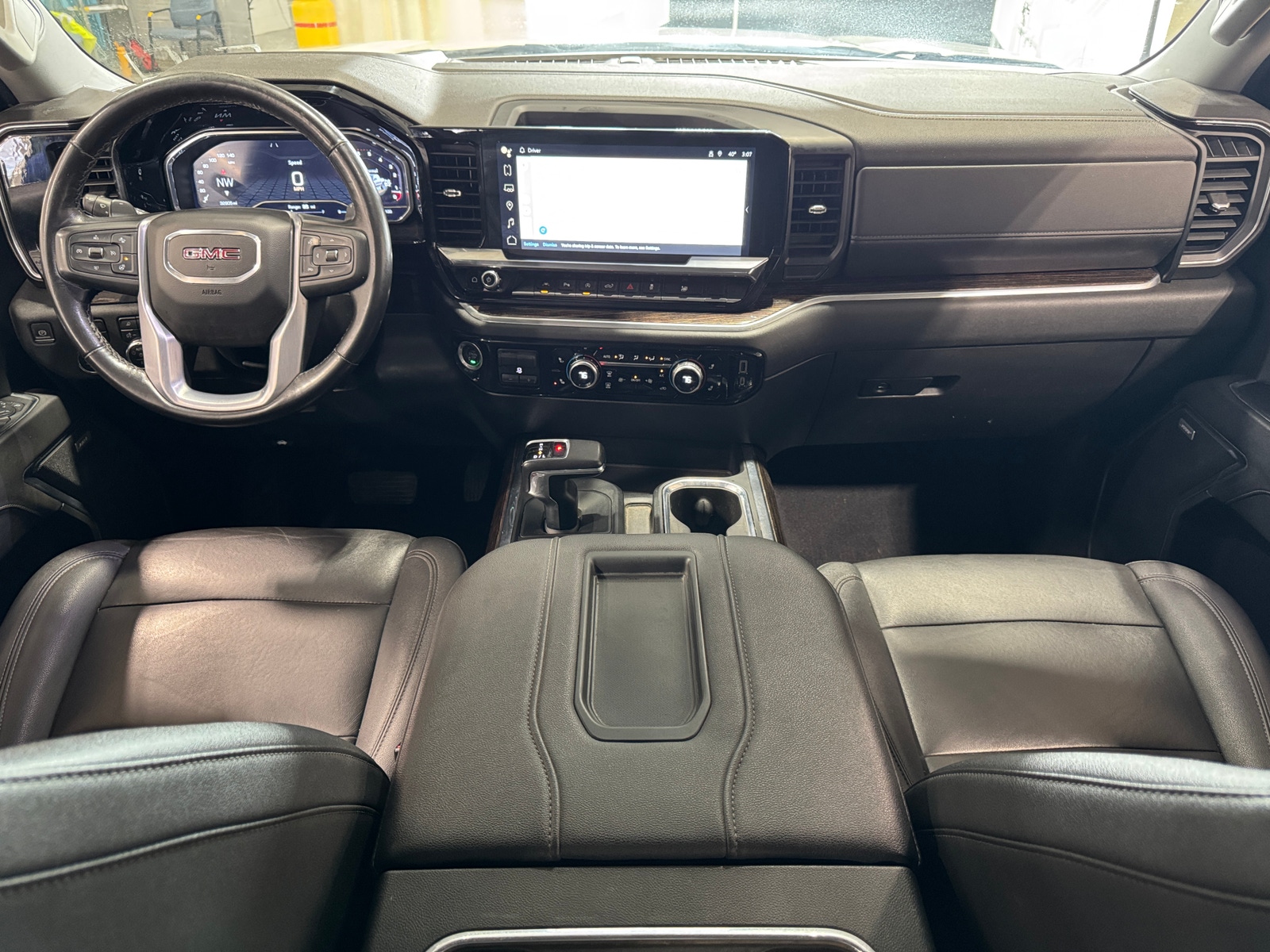 Thumbnail: 2022 GMC Sierra 1500 - 2