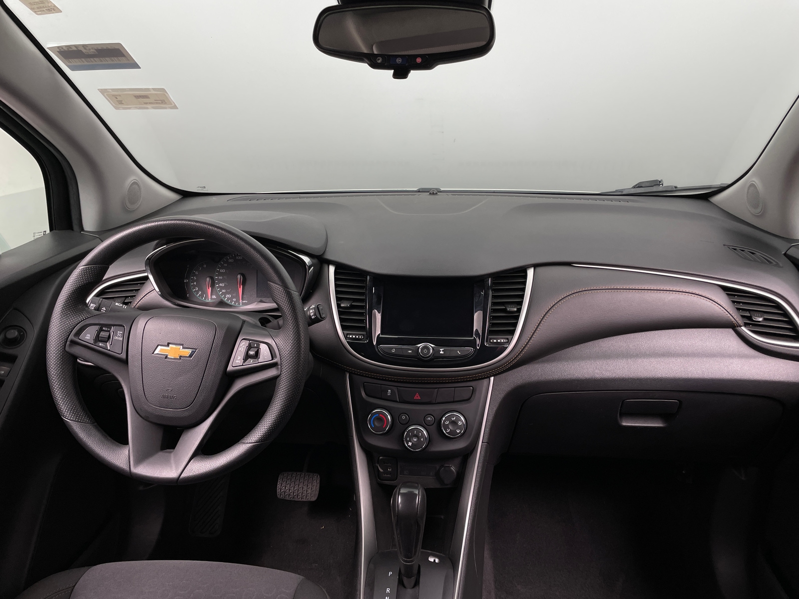 Thumbnail: 2020 Chevrolet Trax - 3