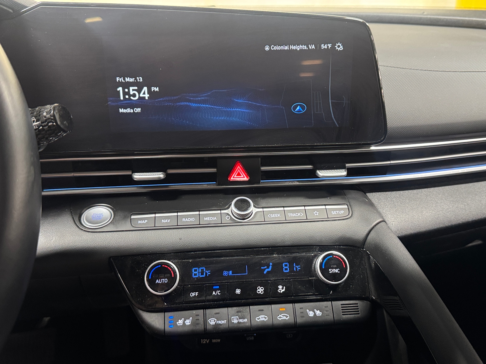 Thumbnail: 2023 Hyundai Elantra - 3