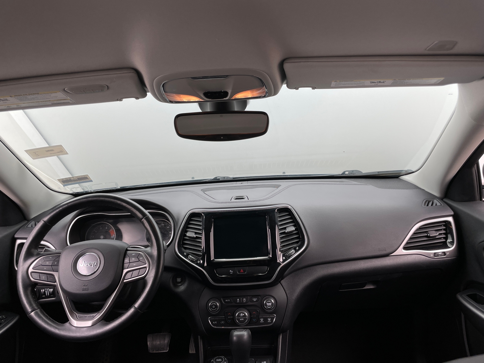 Thumbnail: 2019 Jeep Cherokee - 2