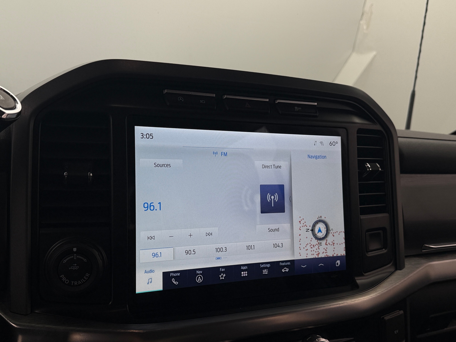 Thumbnail: 2021 Ford Econoline - 3