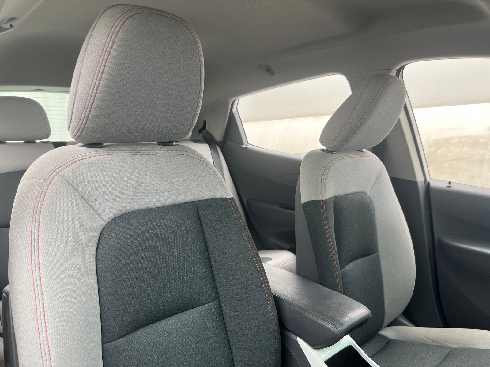 Thumbnail: 2021 Chevrolet Bolt EV - 2