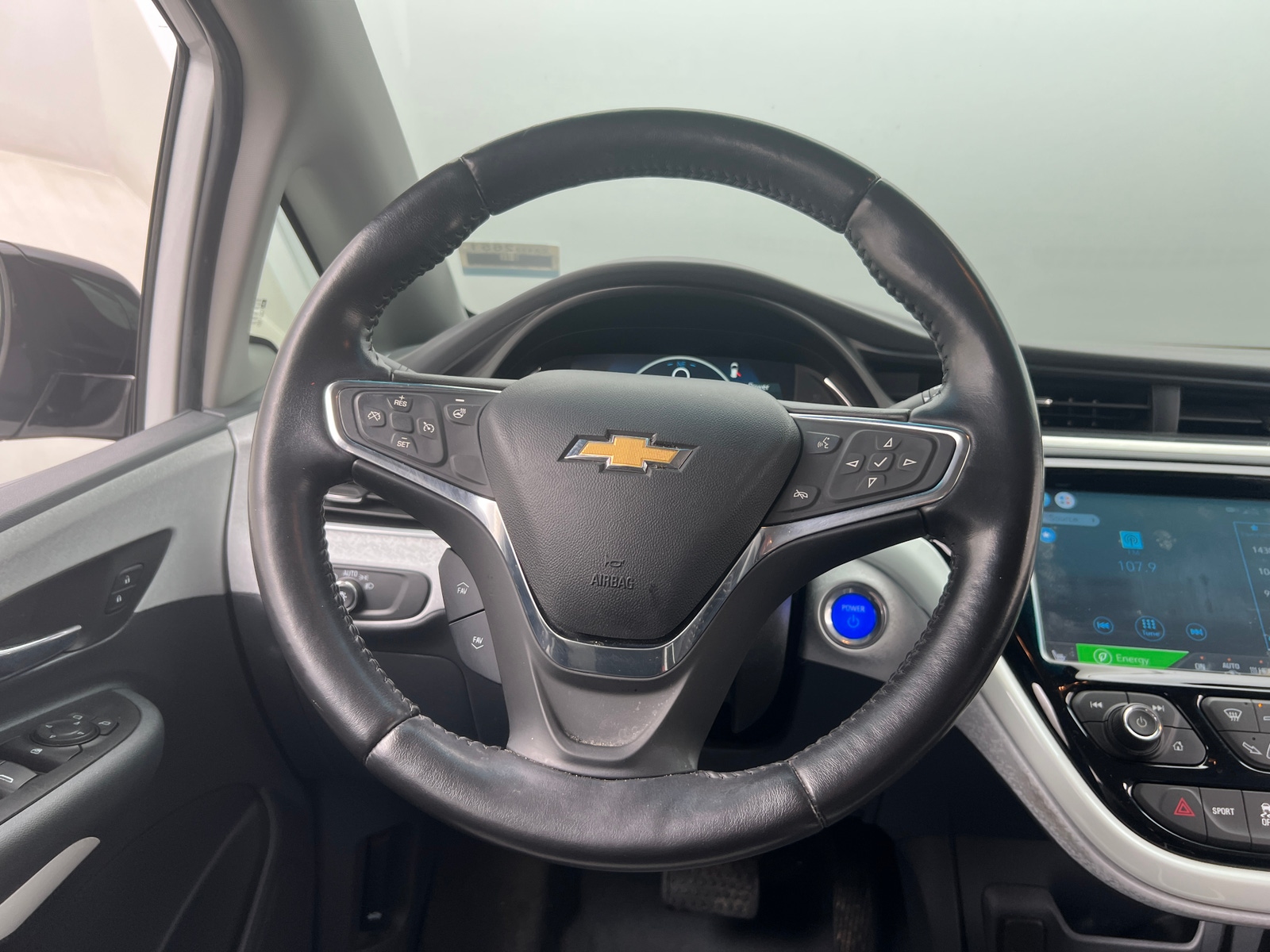 Thumbnail: 2021 Chevrolet Bolt EV - 5