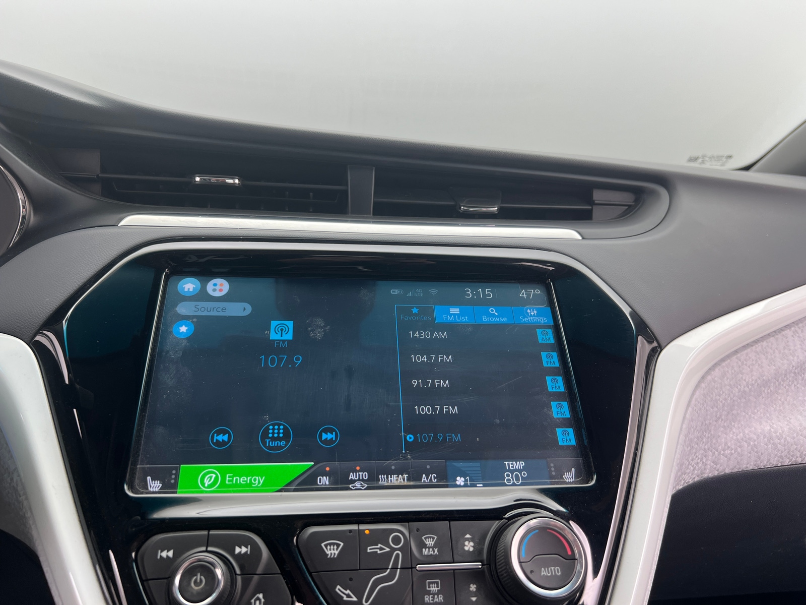 Thumbnail: 2021 Chevrolet Bolt EV - 4