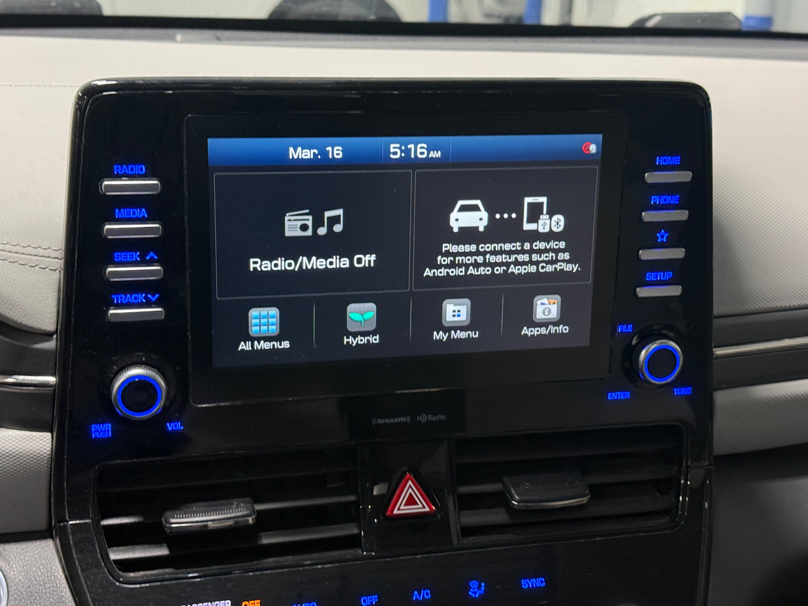 Thumbnail: 2020 Hyundai Ioniq - 4