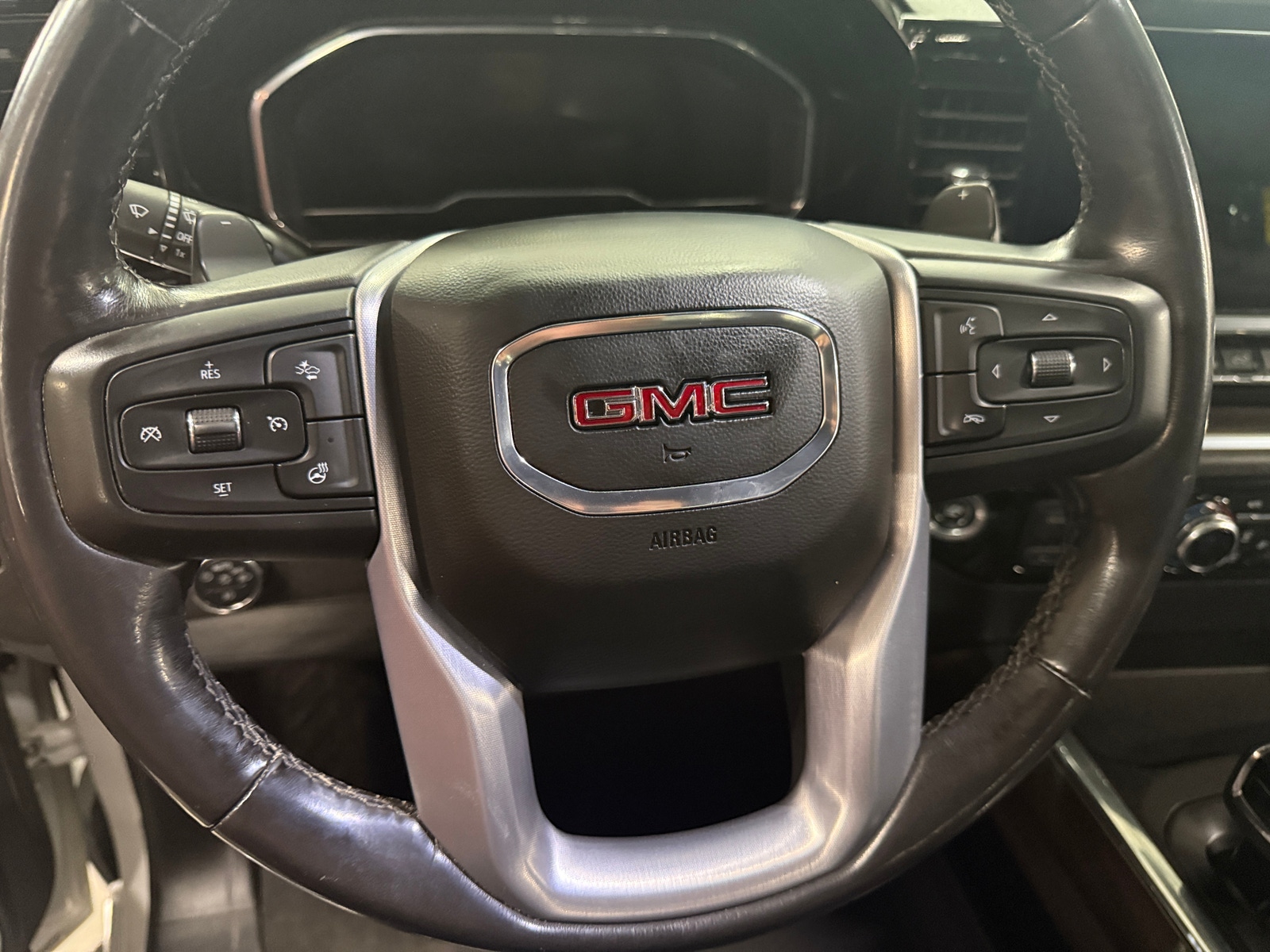 Thumbnail: 2022 GMC Sierra 1500 - 4