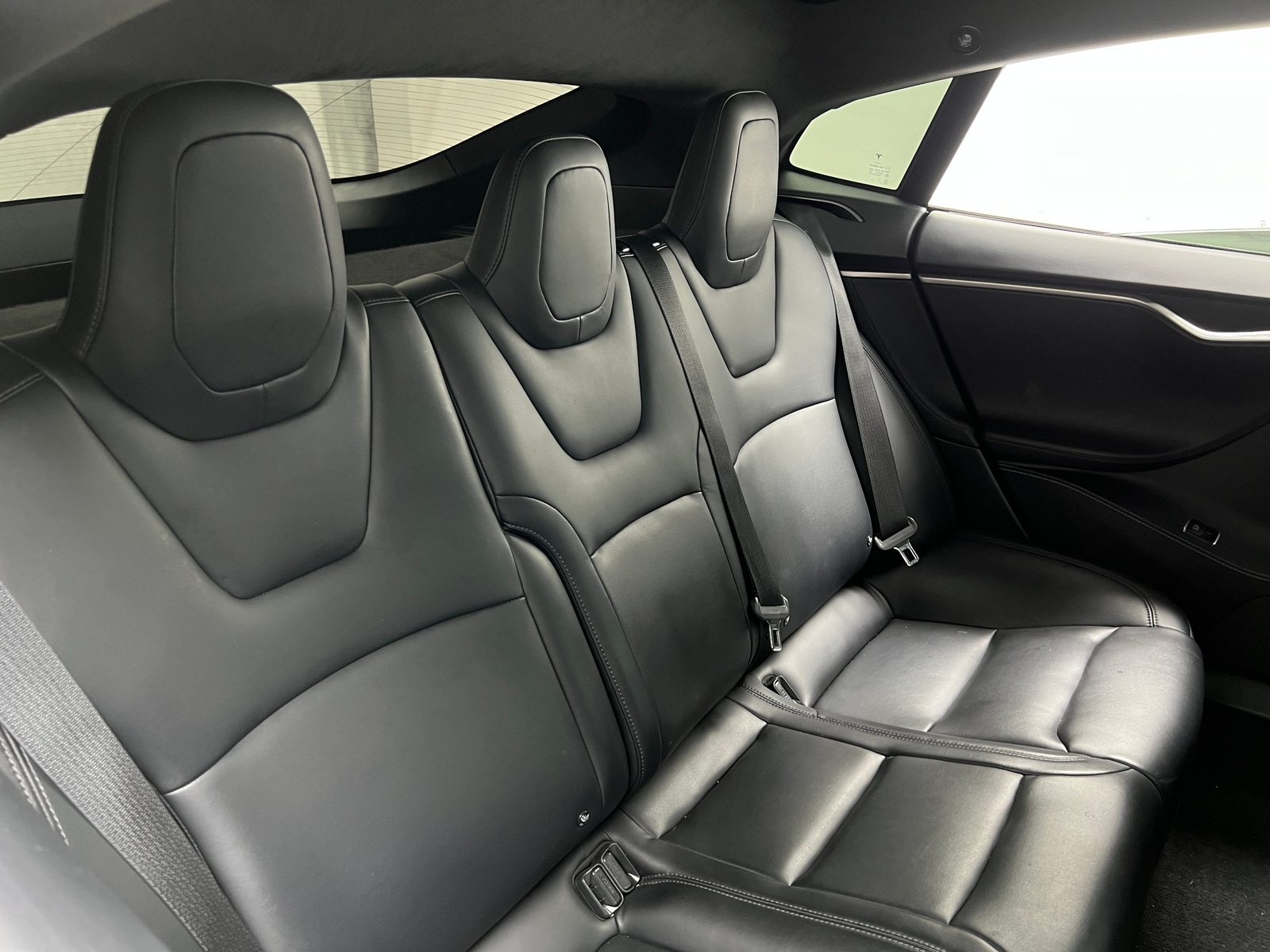 Thumbnail: 2019 Tesla Model S - 5